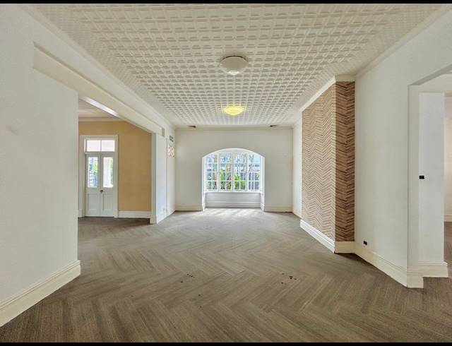420M² OFFICE TO LET IN WINDERMERE